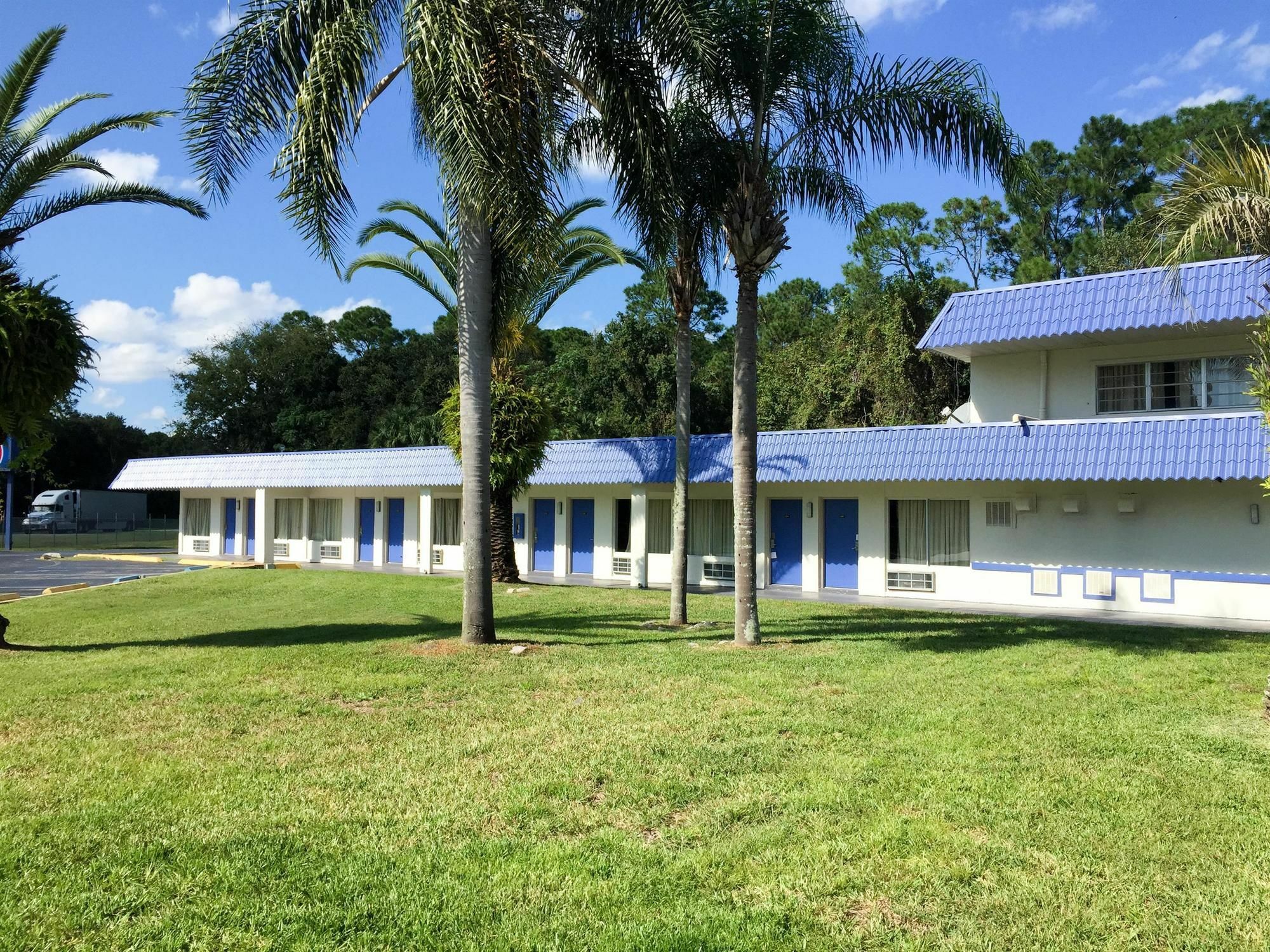 Motel 6-Daytona Beach, Fl - Speedway Dış mekan fotoğraf